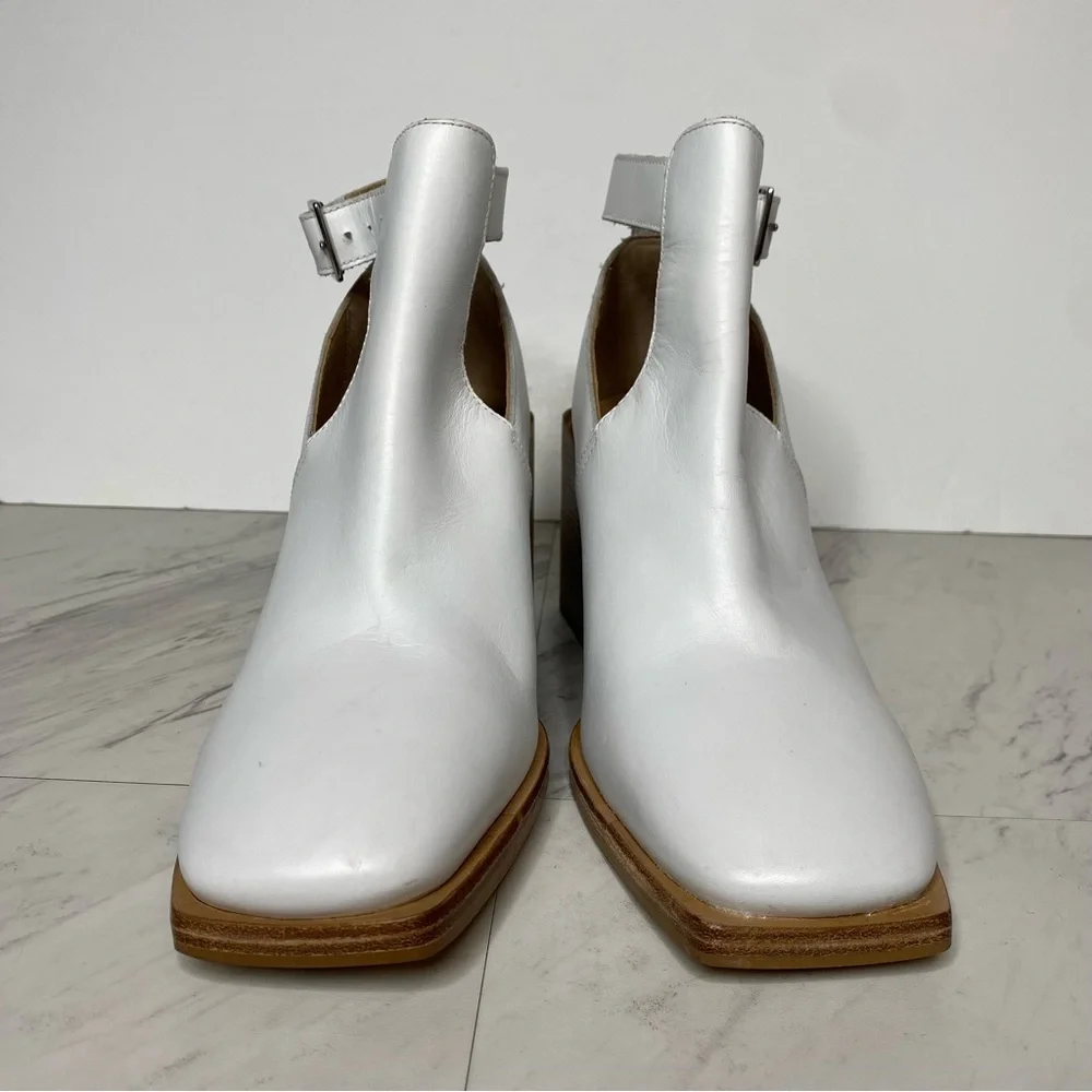 New! Free People Brady Square Toe White Leather Buckle Shootie Bootie 39.5